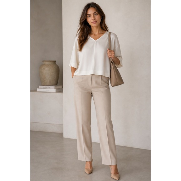 Everlane Tops - Everlane 100% Silk V-Neck Boxy Blouse Off White Size 0 Kimono Sleeve